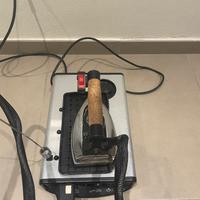 Ferro da stiro con caldaia a vapore VITTORIA