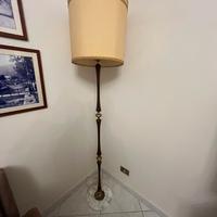 Lampada piantana con base in marmo