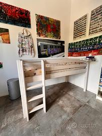 Letto e desk della FLEXA