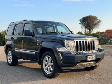 Jeep Cherokee 2.8 CRD DPF Limited Auto