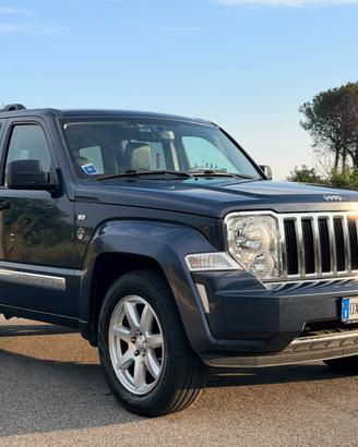 Jeep Cherokee 2.8 CRD DPF Limited Auto