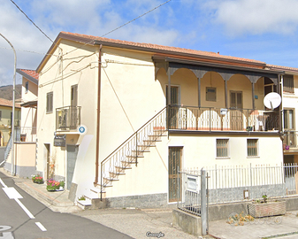 intero fabbricato di 130mq