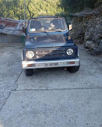 Suzuki Samurai