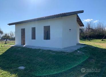 Rustico a Bolsena con terreno