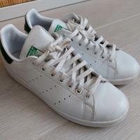 Adidas Stan Smith-numero 40