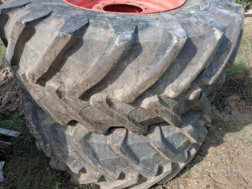 Gomme TRELLEBORG e cerchi 600 70 R 30
