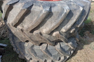 Gomme TRELLEBORG e cerchi 600 70 R 30