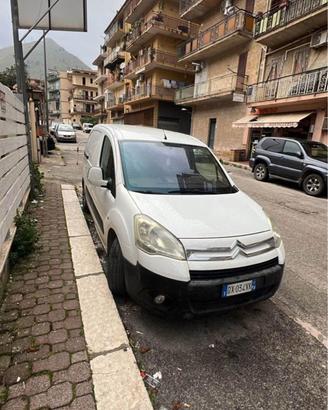 Furgone Citroen Berlingo