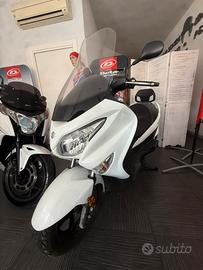 Suzuki burgaman 200 come nuovo