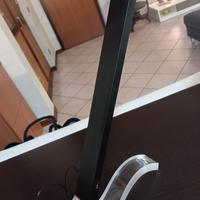 Lampada da tavolo Ledt-Einstein nera