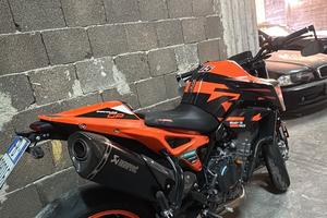 Ktm Duke 890 GP