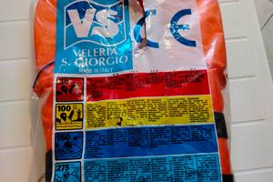 giubbotto di salvataggio 