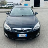 Opel Astra 1.7 CDTI 110CV Sports Tourer Cosmo