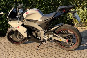 Aprilia rs4 125