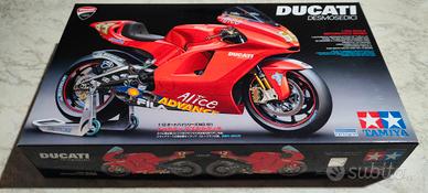 ducati desmosedici 1.12 tamiya