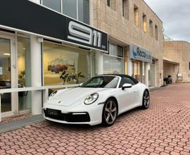 Porsche 911 Carrera 4 Cabriolet