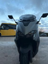Tmax 560