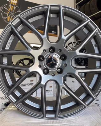 Cerchi Mercedes raggio 19 NUOVI cod.9832