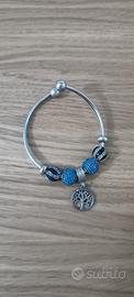 Bracciale con ciondoli blu 