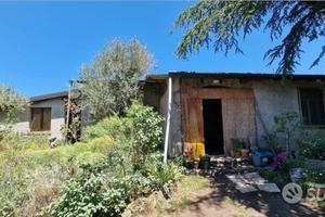 Proprietà con casa,terreno Castiglione di Sicilia