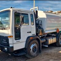 VOLVO FL615