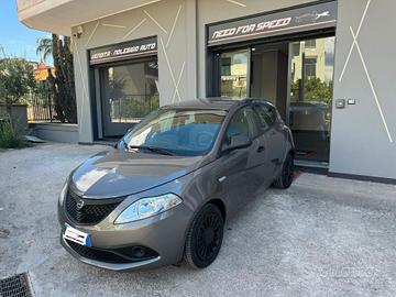 Lancia Ypsilon 1.0 FireFly 5 porte S&S Hybrid Ecoc