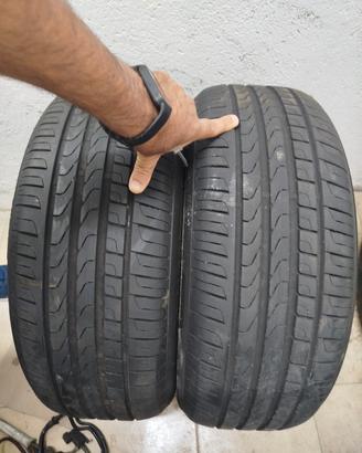 2 Pirelli estivi 215/55/17 94W del 2022 90% 7mm