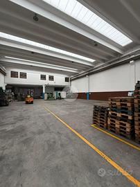 CAPANNONE A ALBANO SANT'ALESSANDRO