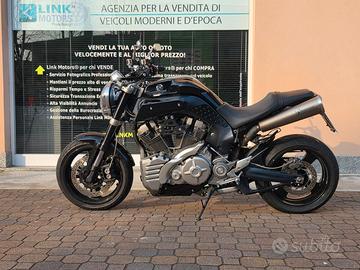 YAMAHA MT-01 Akrapovich