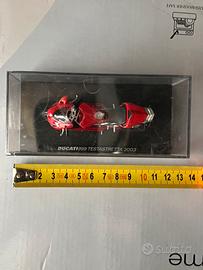 Modellino Ducati999 Testastretta del 2003