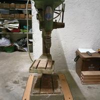 Trapano a colonna usato