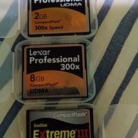 Schede CF SanDisk - Lexar pari a Nuovo