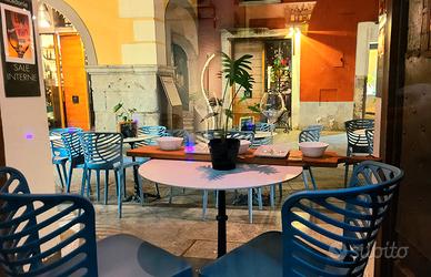 Cedesi attivita' lounge bar nel cuore di cava