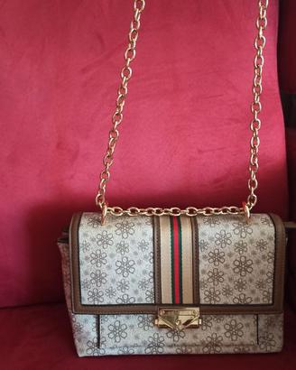 Borsa a tracolla