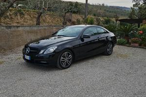 mercedes e coupe 220