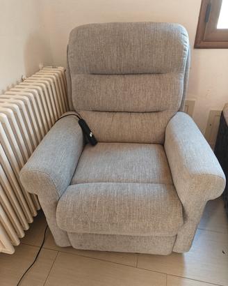 Poltrona elettrica reclinabile allattamento