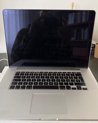 Mac Book Pro - 15" - 16GB / 512GB / 2G (mid 2015)
