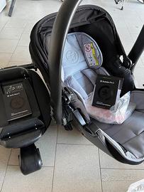 Ovetto Auto e base Isofix