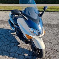 Yamaha Tmax 500