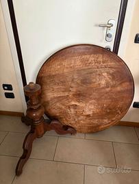 Tavolo rotondo in legno massello