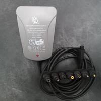 Alimentatore universale switching