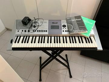 Tastiera Yamaha PSR E413