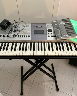 Tastiera Yamaha PSR E413