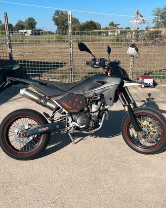 Husqvarna SM610ie 2007