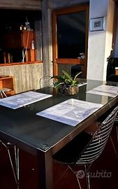 Tavolo da pranzo / scrivania