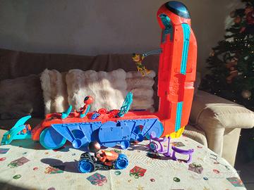 Teen trasporti bus Spidey e personaggi