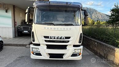 Iveco EUROCARGO SCARRABILE NUOVO MARCA TAM