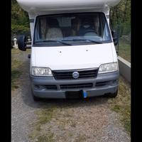 Camper mansardato benimar