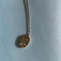 Collana con lettera P