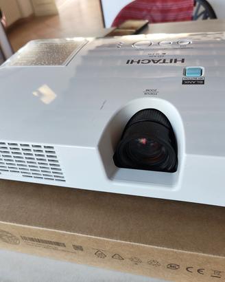 videoproiettore Hitachi lcd